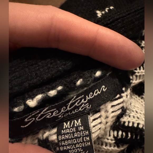 Cardigan 🖤 - Picture 3 of 6